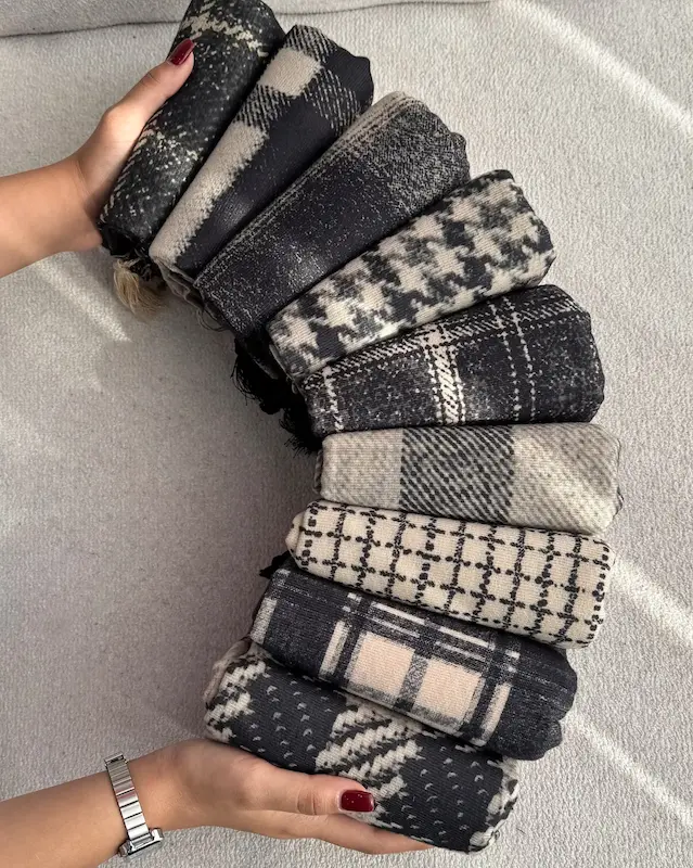 شال مخمل مشکی پاییزه 4818