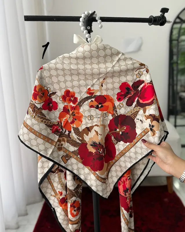 روسری ابریشم  توییل 4859