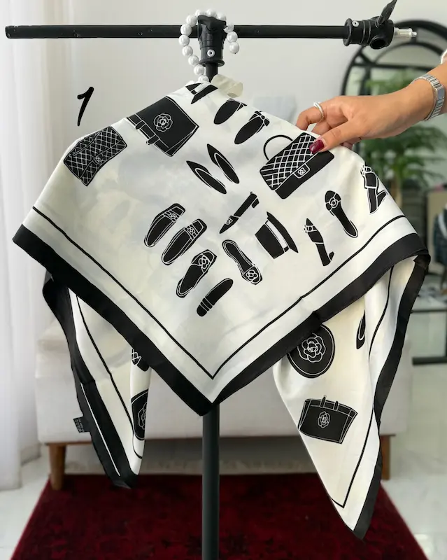 روسری ابریشم توییل طرحدار 4871