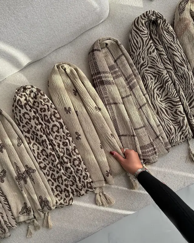 شال برشکا نسکافه ای 4897