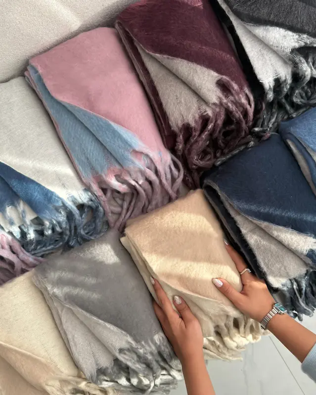 بیگ اسکارف ، بیگ اسکارف دورو ، بیگ اسکارف جدید ، بیگ اسکارف ساده ، شال ساده ، قیمت بیگ اسکارف ، شال وارداتی ، سایت شال ، شال و روسری جدید ، شال و روسری خاص ، شهر شال