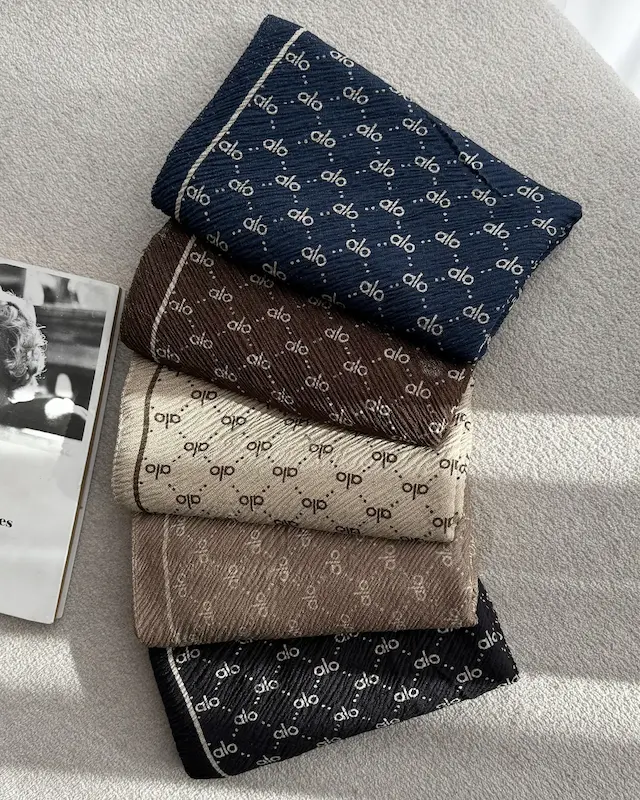 روسری پلیسه طرح 4918alo 