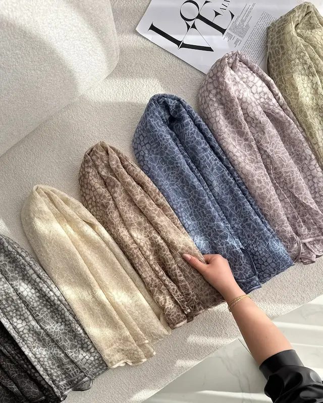 شال، شال سنشگور ، شال جدید ، شال حریرشیفون ، شال بهاره ، شال و روسری خاص، شال جدید عید ، شال عیدانه ، شال و روسری یگانه ، یگانه اسکارف 