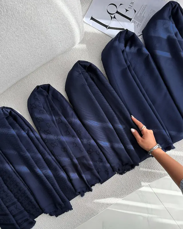 شال ژاکارد مارک سرمه ای 5385