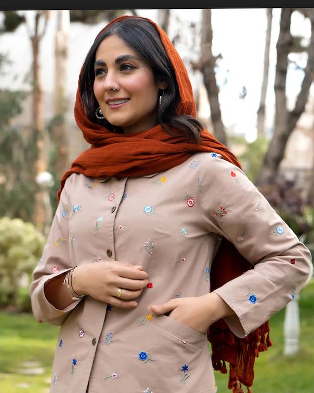 کت و دامن ناز پری