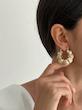 گوشواره حلقه‌ای میناکاری