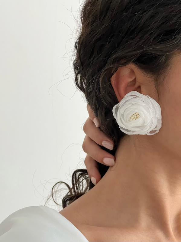 گوشواره گل پارچه‌ای پرچم‌‌دار