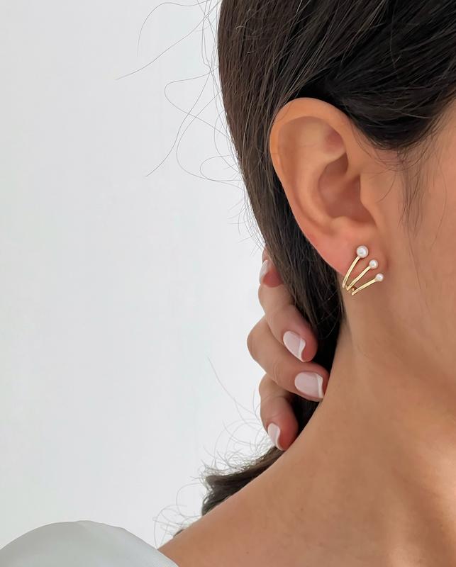 گوشواره مینیمال ۳ مروارید شاخه‌ای