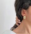 گوشواره مینیمال گره طرح‌دار