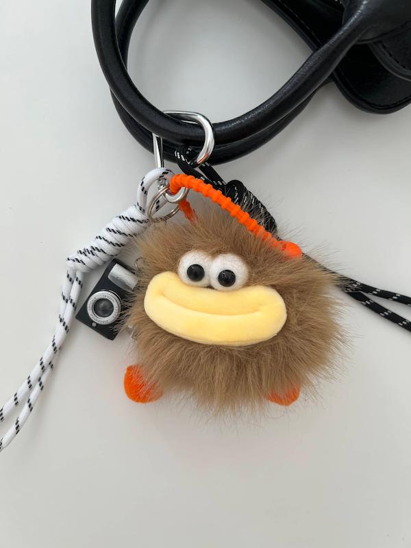 بگ چارم پشمالو و دوربین