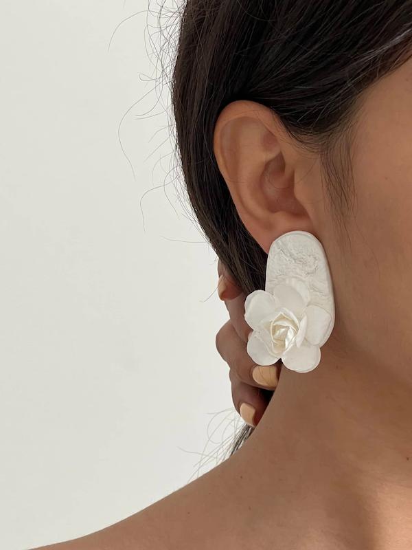 گوشواره دستساز طرح گل