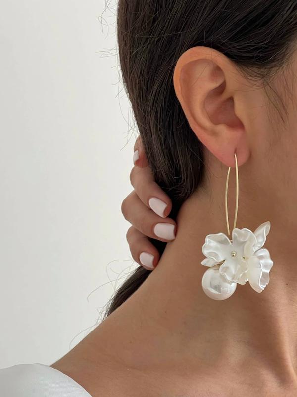 گوشواره صدفی و مروارید آویز بلند