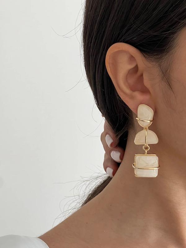 گوشواره سه شکل صدفی و سه خط