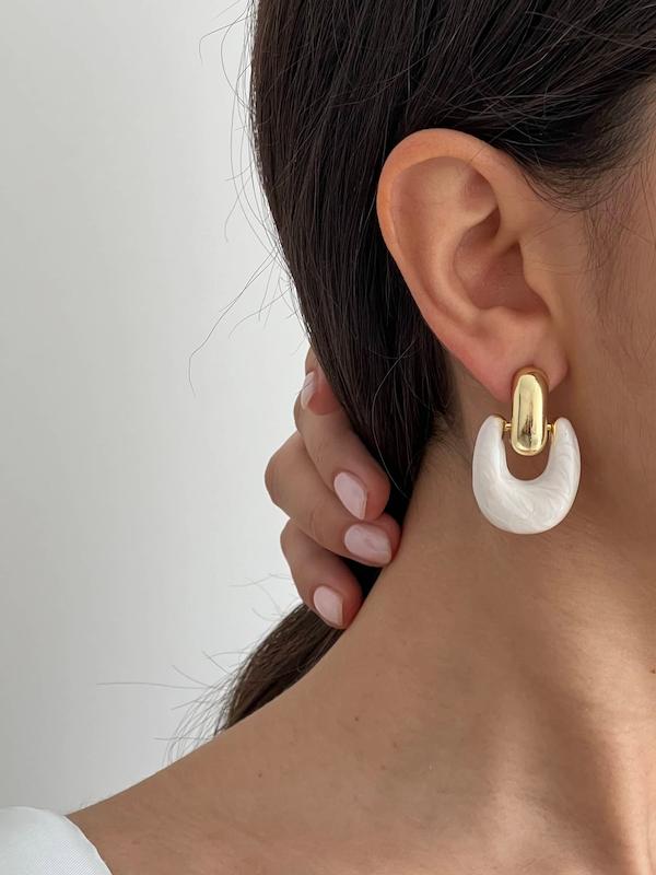 گوشواره بیضی آویز میناکاری