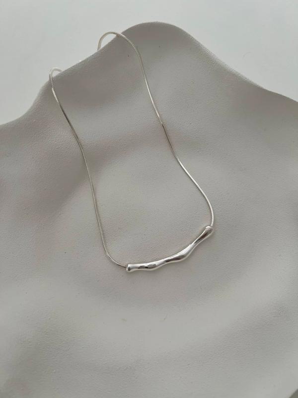 گردنبند خط بلند دفرمه