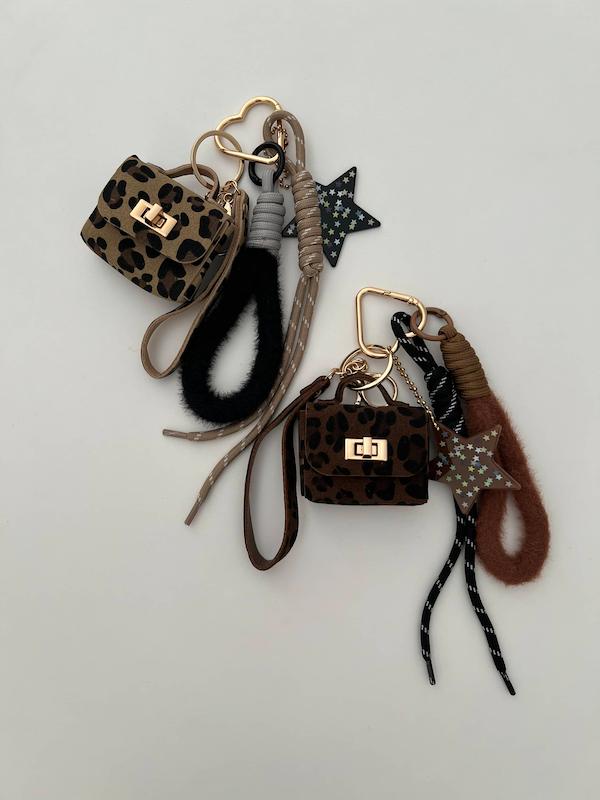 بگ چارم کیف پلنگی