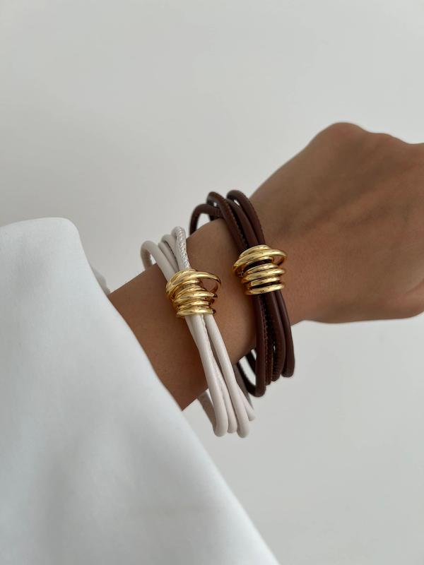 دستبند چرم طرح طلا