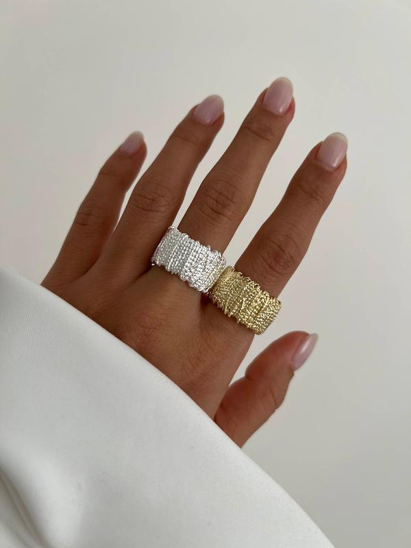 انگشتر طرح زنجیر