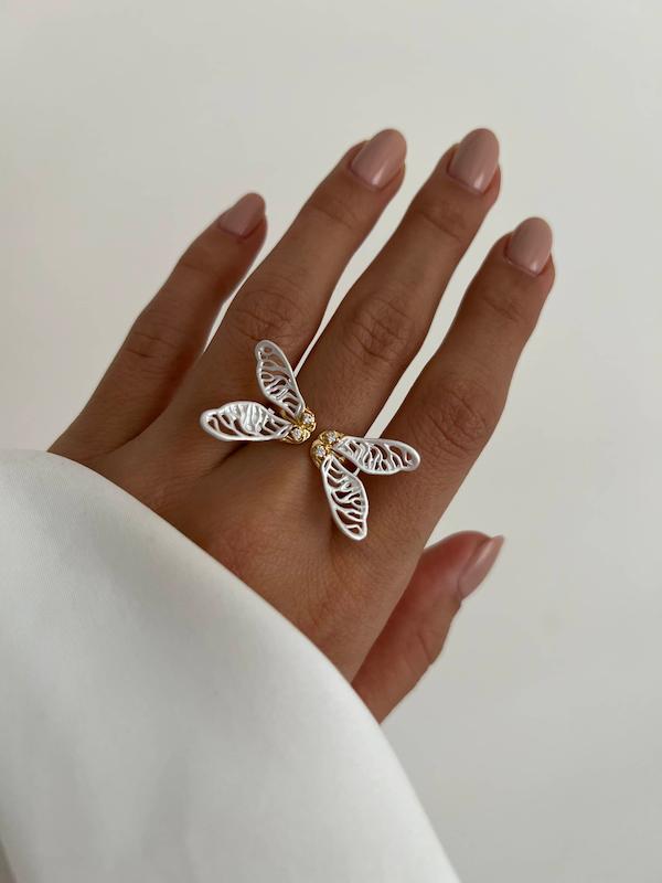 انگشتر فشن پروانه