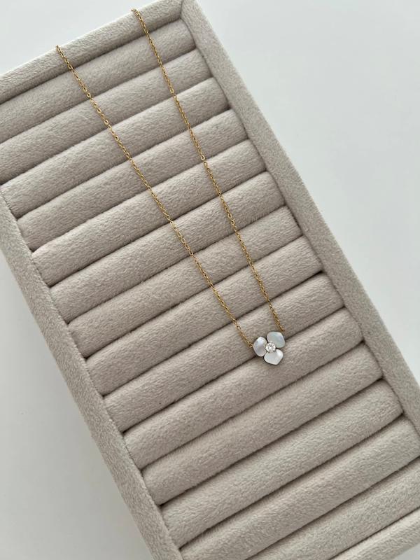 گردنبند شکوفه ۳گلبرگ