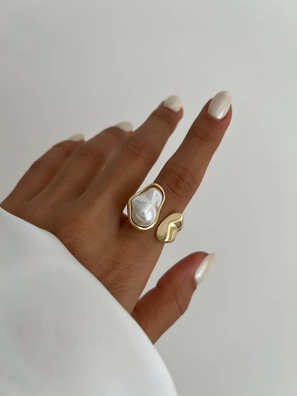 انگشتر باروک یکطرفه