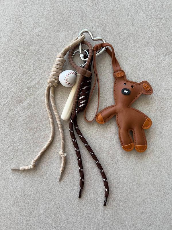 بگ چارم مستربین و بیس بال