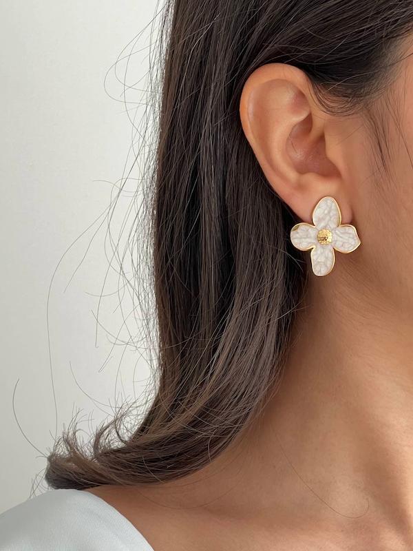 گوشواره مینیمال گل ۴گلبرگ