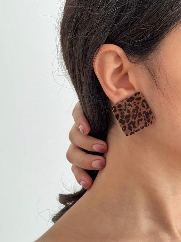 گوشواره پلنگی مربع بزرگ