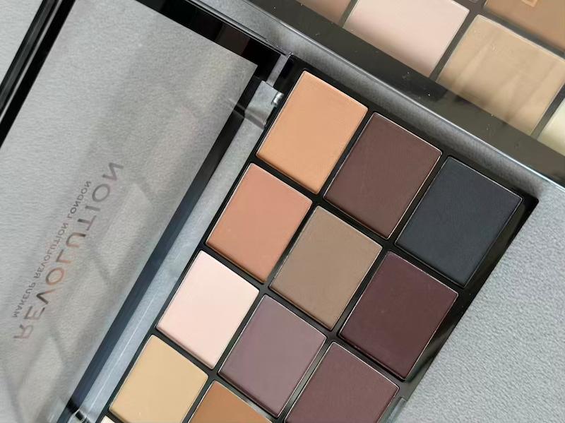 پالت سایه رولوشن ریلودد بیسیک مات REVOLUTION Basic mattes
