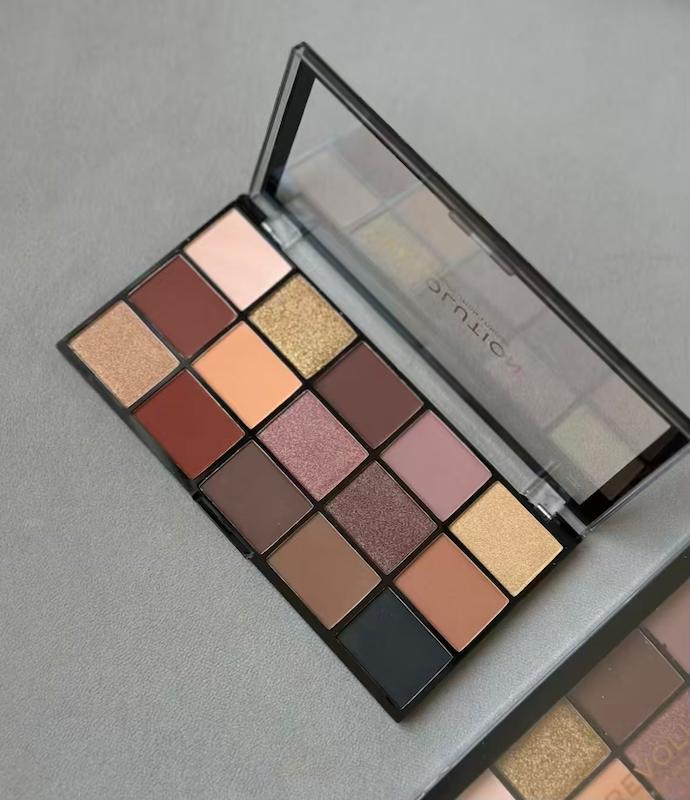 پالت سایه رولوشن مدل ولوت رز Velvet Rose 
