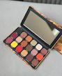 پالت سایه 18 رنگ رولوشن Revolution مدل Forever Flawless Fire