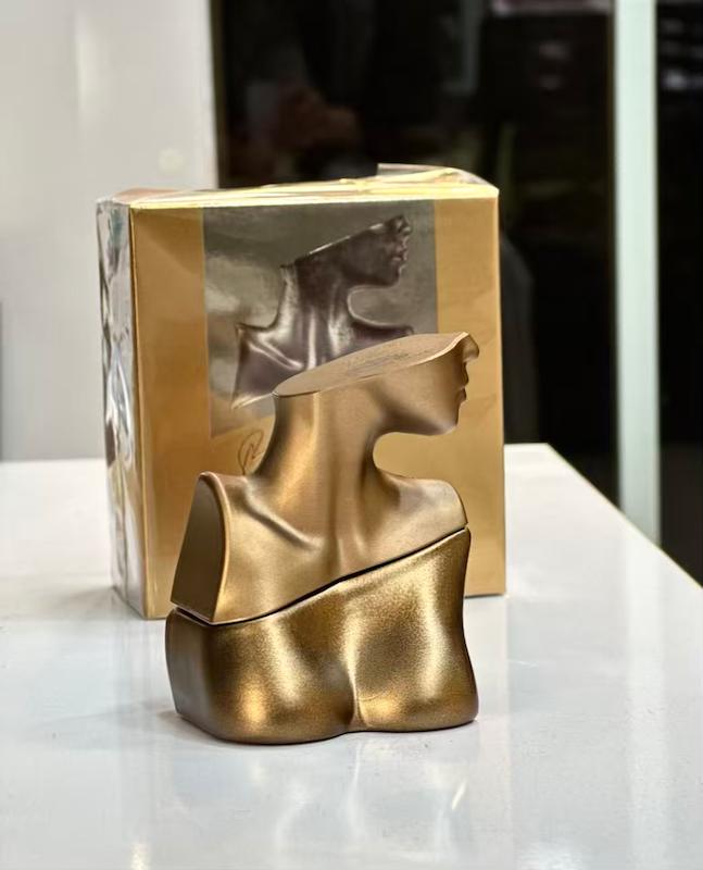 عطر بيلي آيليش ٣٠ ميل