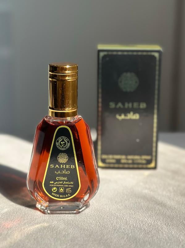 عطر صاحب قهوه ای 50میل ارض الزعفران