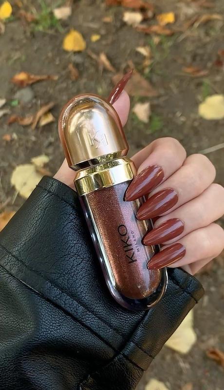 لیپ گلاس قهوه ای کیکو میلانو kiko (مستر کوالیتی) ۴۴