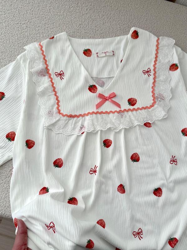 ست تیشرت شلوار توت فرنگی🍓🎀