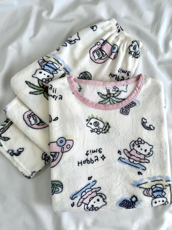 بلوزشلوار کیتی