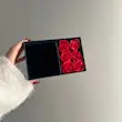 باکس هدیه سرمه ای گل رز