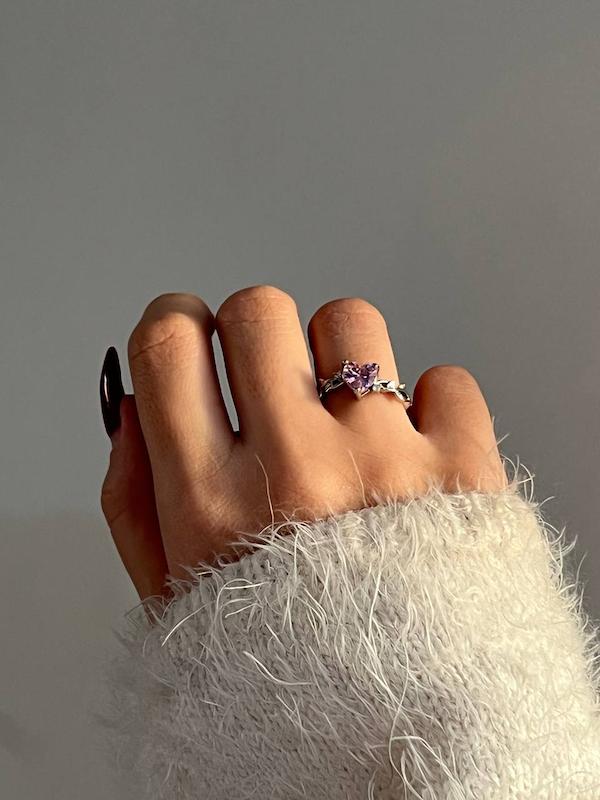 انگشتر لوکس قلب صورتی طرح جدید