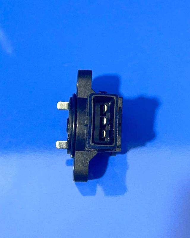 سنسور دریچه گاز زیمنس SIEMENS ایساکو مناسب پژو 405 - پارس - سمند -دنا - رانا