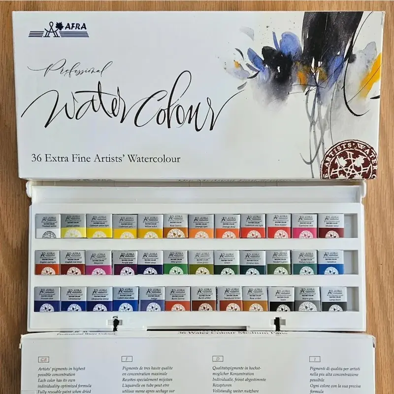 ابرنگ ۳۶ رنگ افرا