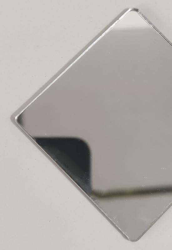 ورق 2 میل رفلکس نقره ایی  ابعاد 122*183 سانتیمتر تایوان