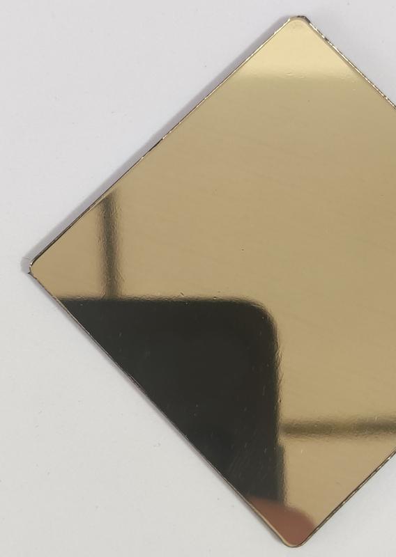 ورق مولتی استایل طلایی آینه  ابعاد 120*60 سانتیمتر تایوان 