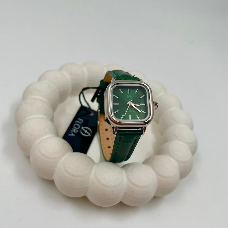 ساعت بند چرمی زنانه فلورا