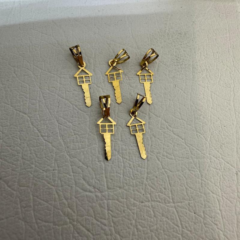 پلاک کلید خانه طلا برای ۱۳ صفر