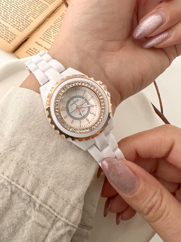 ساعت مچی زنانه شنل ( سری سفید )  Chanel