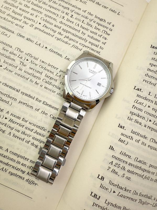 ساعت زنانه و مردانه برند کاسیو مدل عقربه ای تاریخ دار نقره ای mtp-1199 Casio