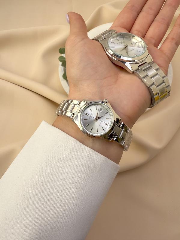ساعت زنانه و مردانه برند کاسیو مدل عقربه ای تاریخ دار نقره ای mtp-1199 Casio