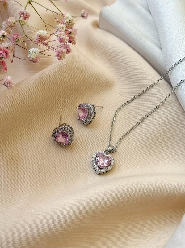 نیمست جواهری قلب مینیمال صورتی