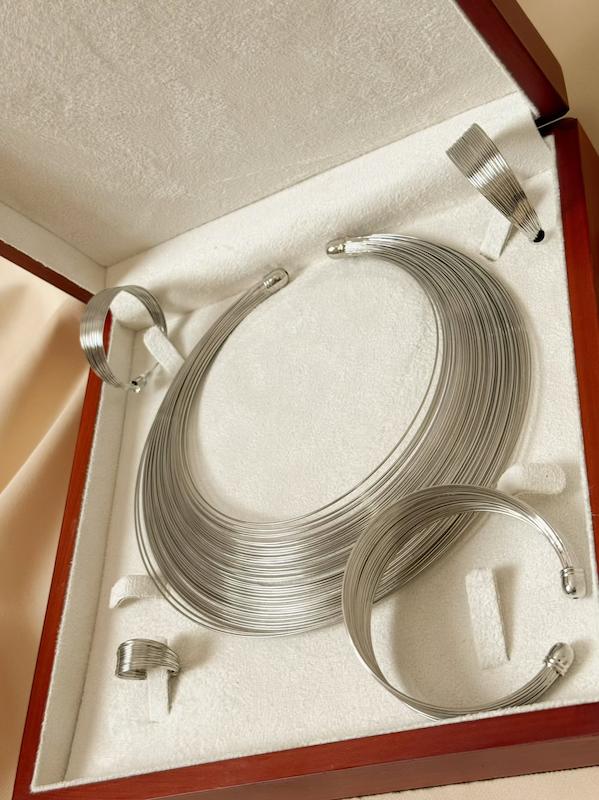 نیمست زنانه مصری نقره ای