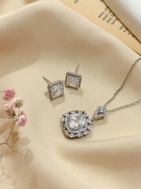 نیمست جواهری زنانه رویا